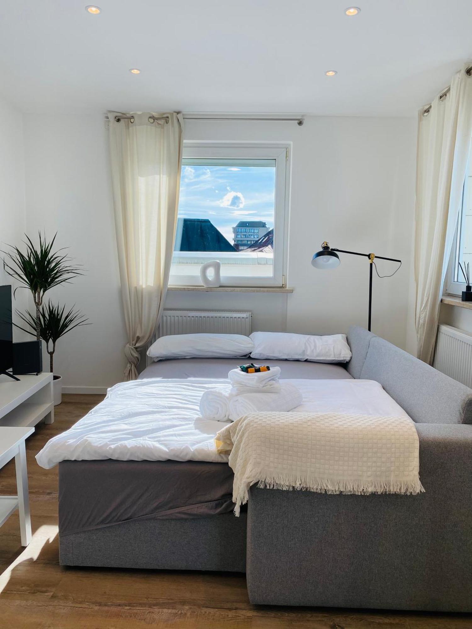 パッサウPenthouse - Zentral Und Genialアパートメント エクステリア 写真